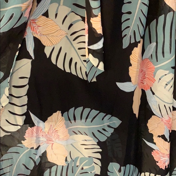 Absolutely beautiful maxi dress - Picture 7 of 7